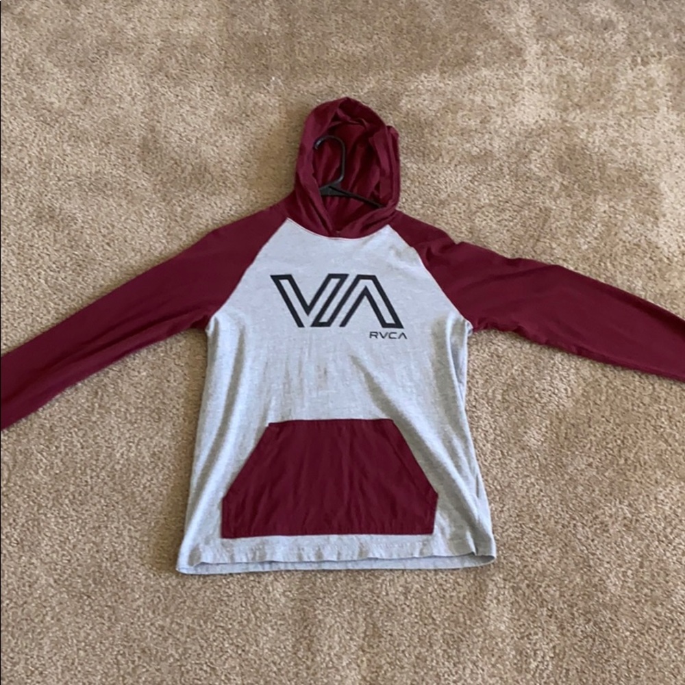 Long sleeve hooded shirt